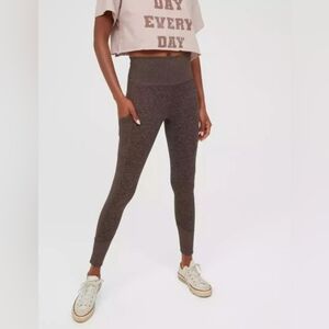 OFFLINE BY AERIE The Hugger Leggings High Rise Brown Ribbed Size Large Short